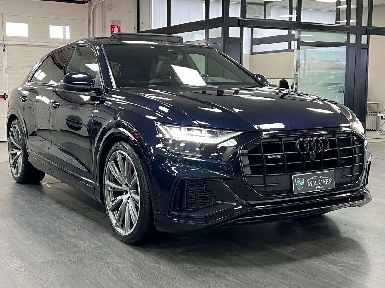 Audi Q8 55 3.0 tfsi mhev Sport quattro tiptronic