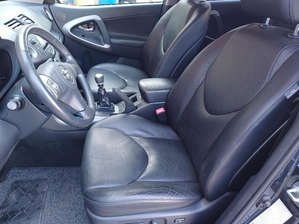 Toyota RAV 4 2.2 D-4D 177 CV Luxury Km 75.000