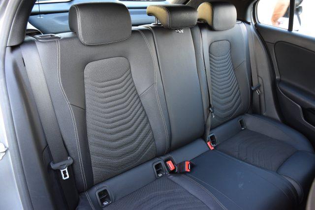 MERCEDES-BENZ A 180 d Automatic Business Extra