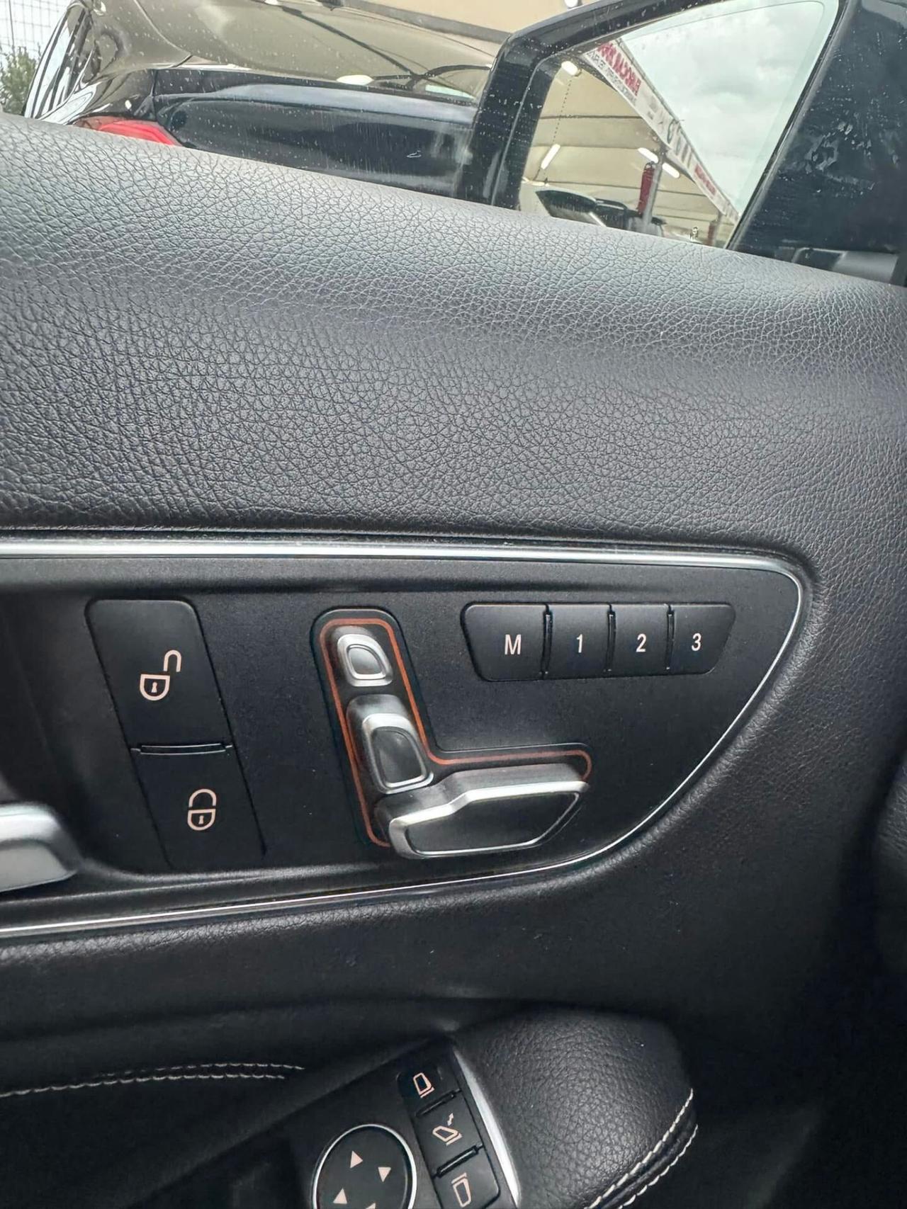 Mercedes-benz GLA 200 d Automatic Premium NIGHT EDITION