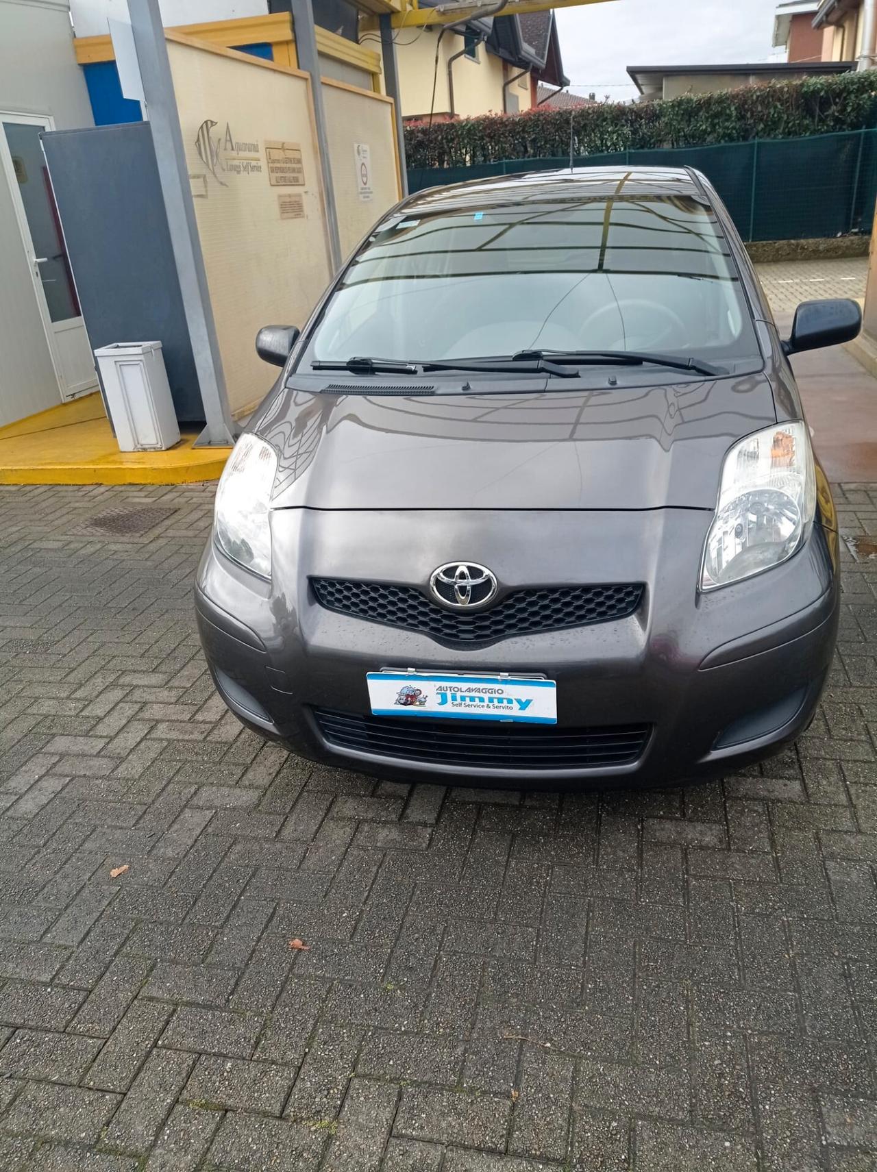 Toyota Yaris 1.0 5 porte Now(TRATTABILE