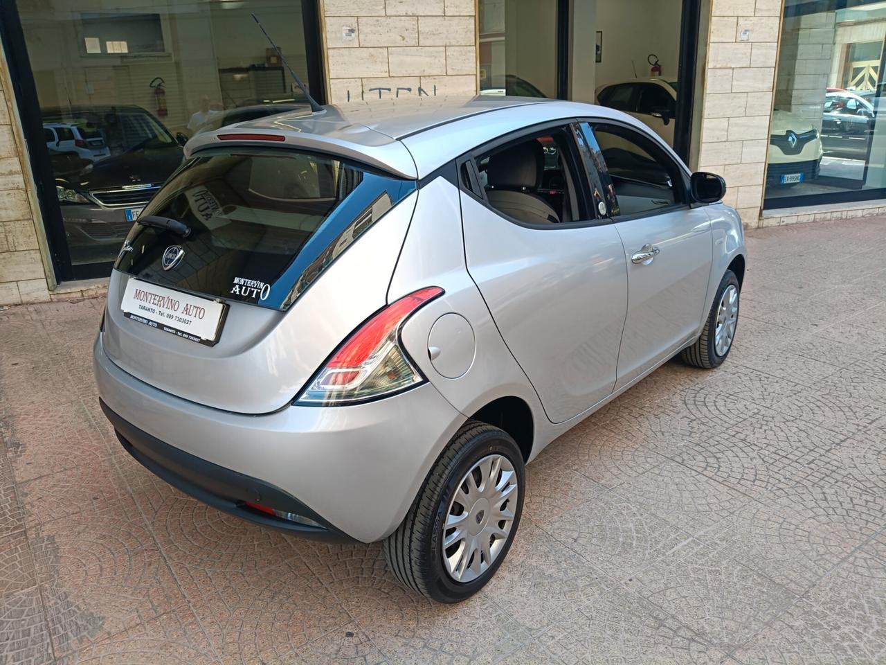 LANCIA YPSILON 900 BENZ/METANO-NEOPATENTATI-Euro5900