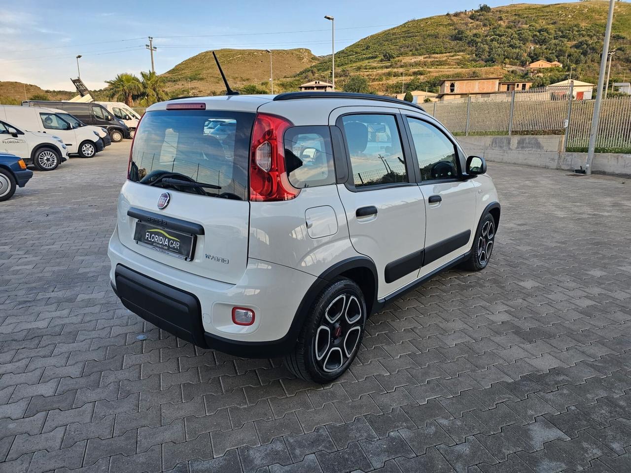 FIAT PANDA FIREFLY 1.0 HYBRID 70CV SOLO 60.000KM
