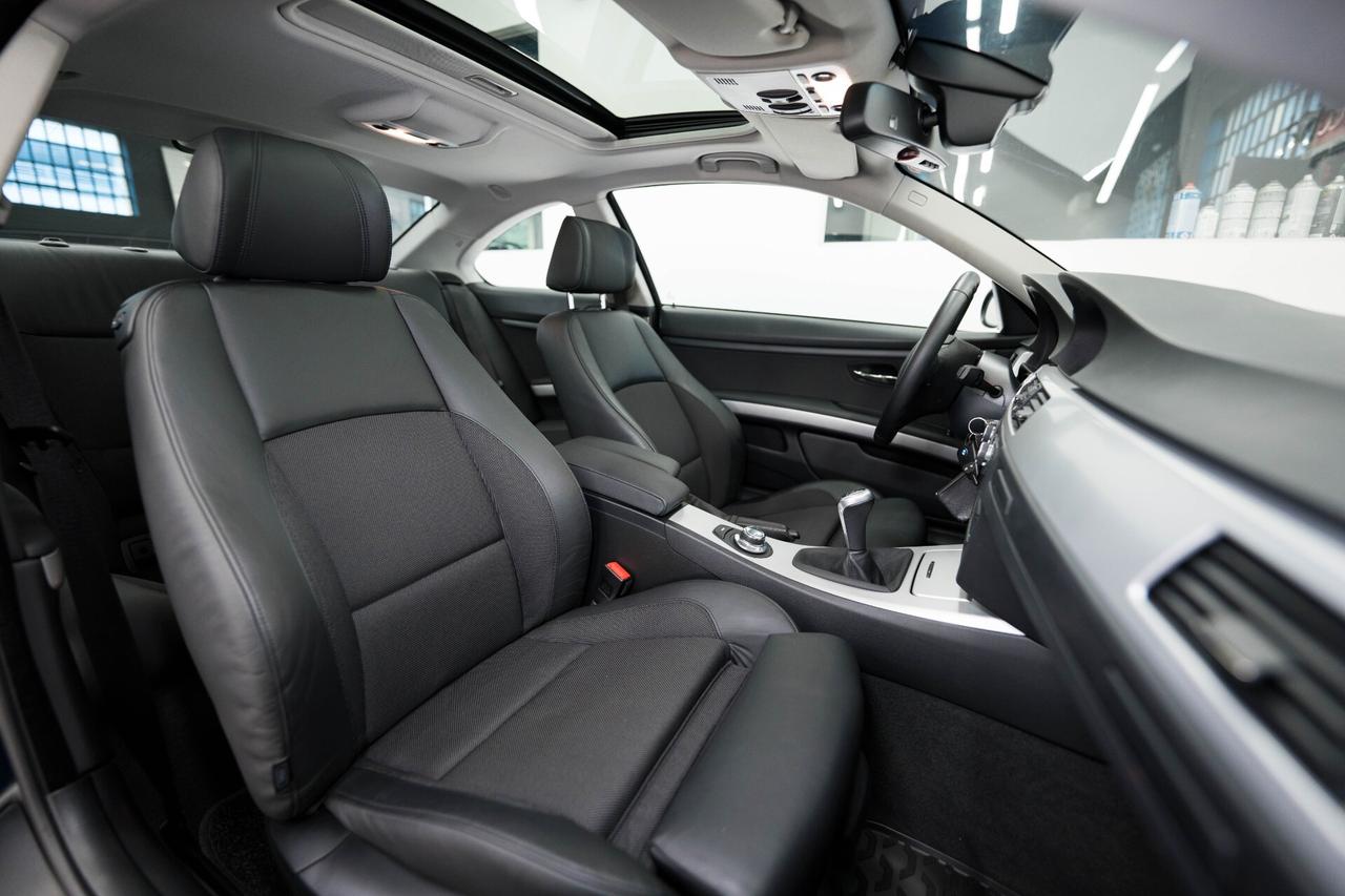 Bmw 330i cat Coupé MANUALE