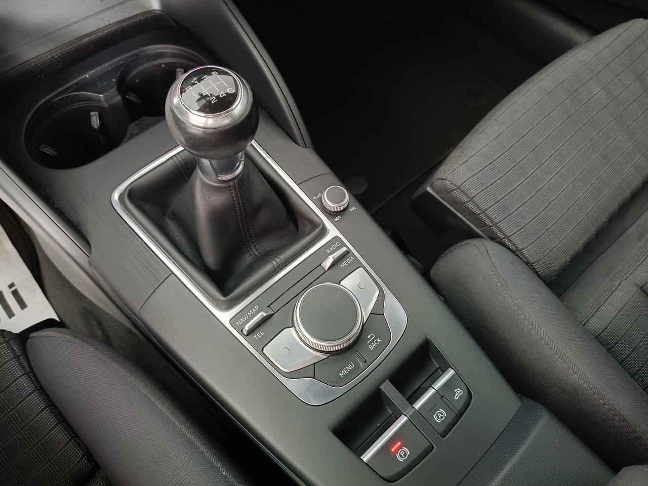 AUDI A3 III 2016 Cabriolet - A3 Cabrio 1.6 tdi Sport 116cv