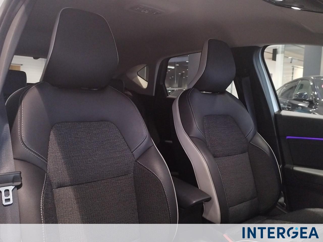 RENAULT Captur 1.6 E-Tech full hybrid Techno 145cv