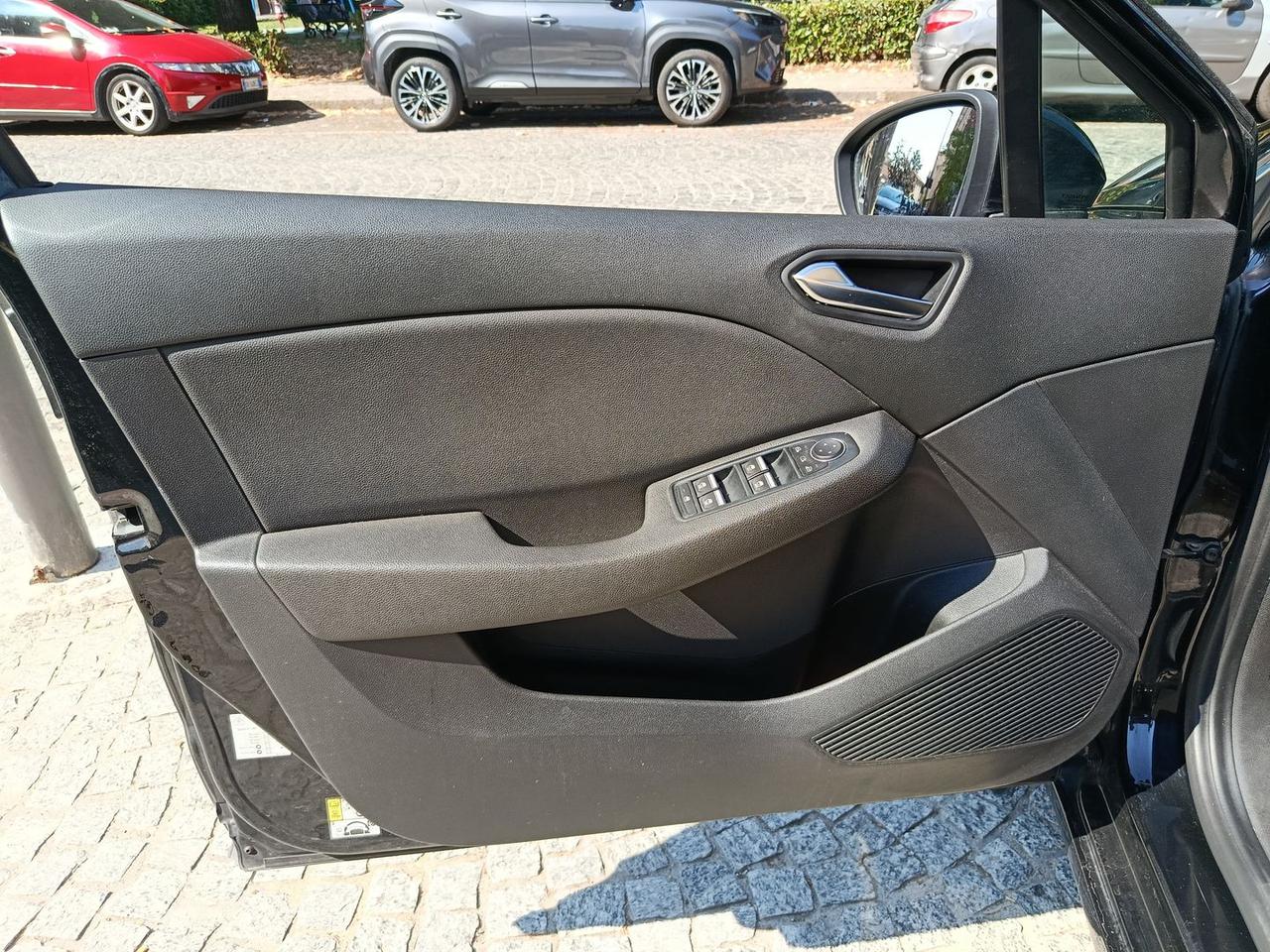 Renault Clio 1.0 ECO-G 100 Intens #6517