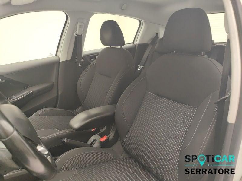 Peugeot 208 I 2015 1.2 puretech Allure 82cv 5p