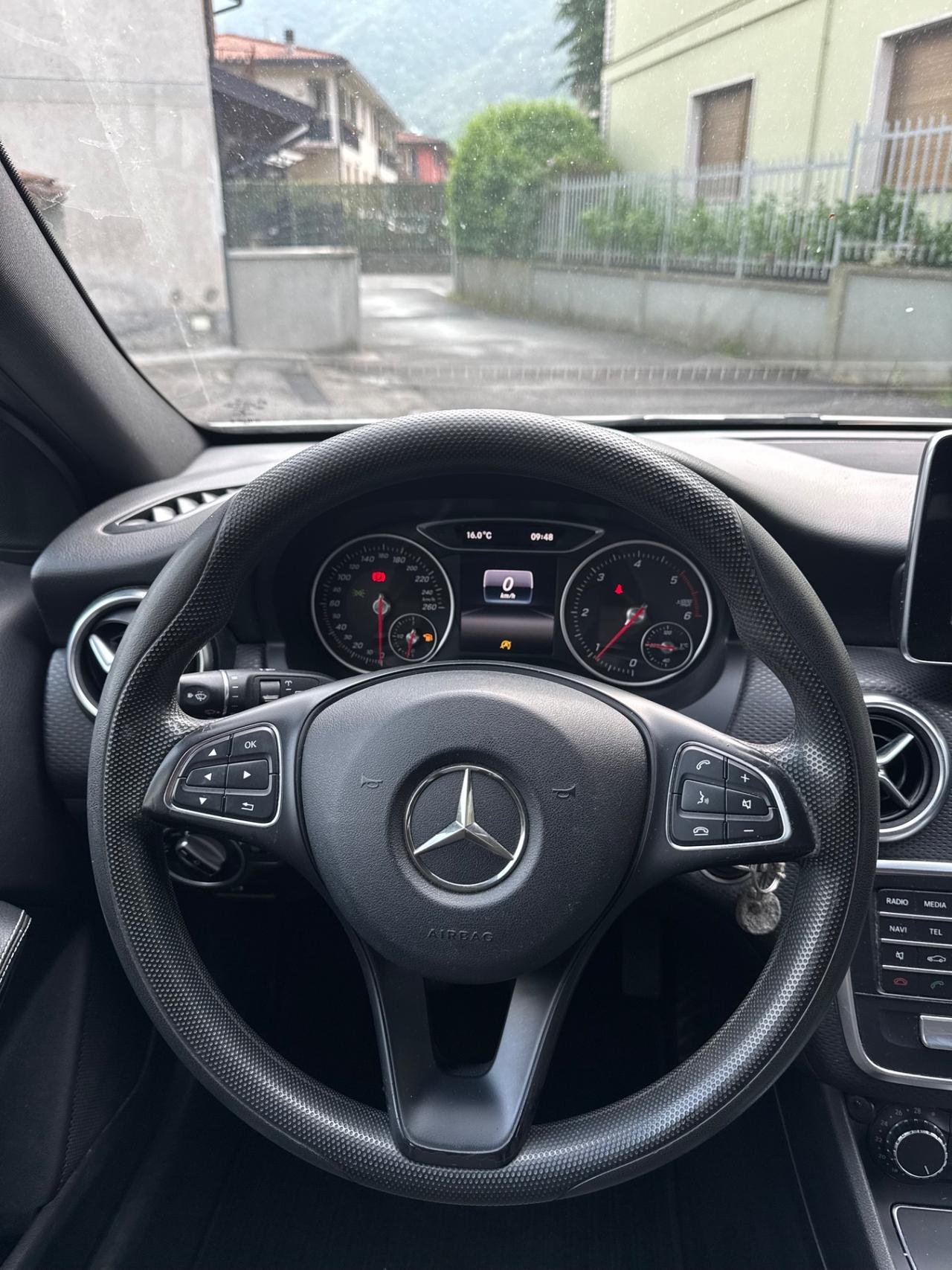 Mercedes-benz A 180 d Executive