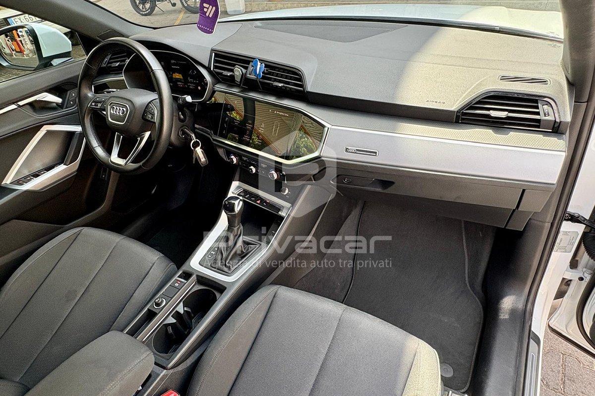 AUDI Q3 45 TFSI e S tronic S line edition
