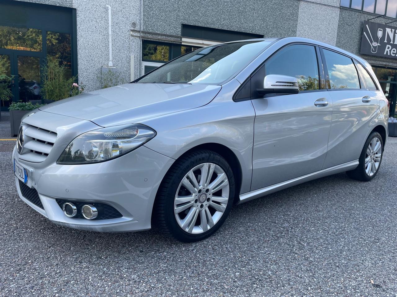 Mercedes-benz B 180 CDI Automatik*Navi*Retrocamera*