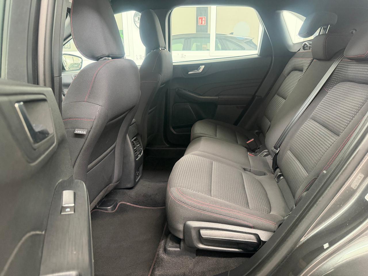 Ford Kuga 2.5 Full Hybrid 190 CV CVT 2WD ST-Line Design