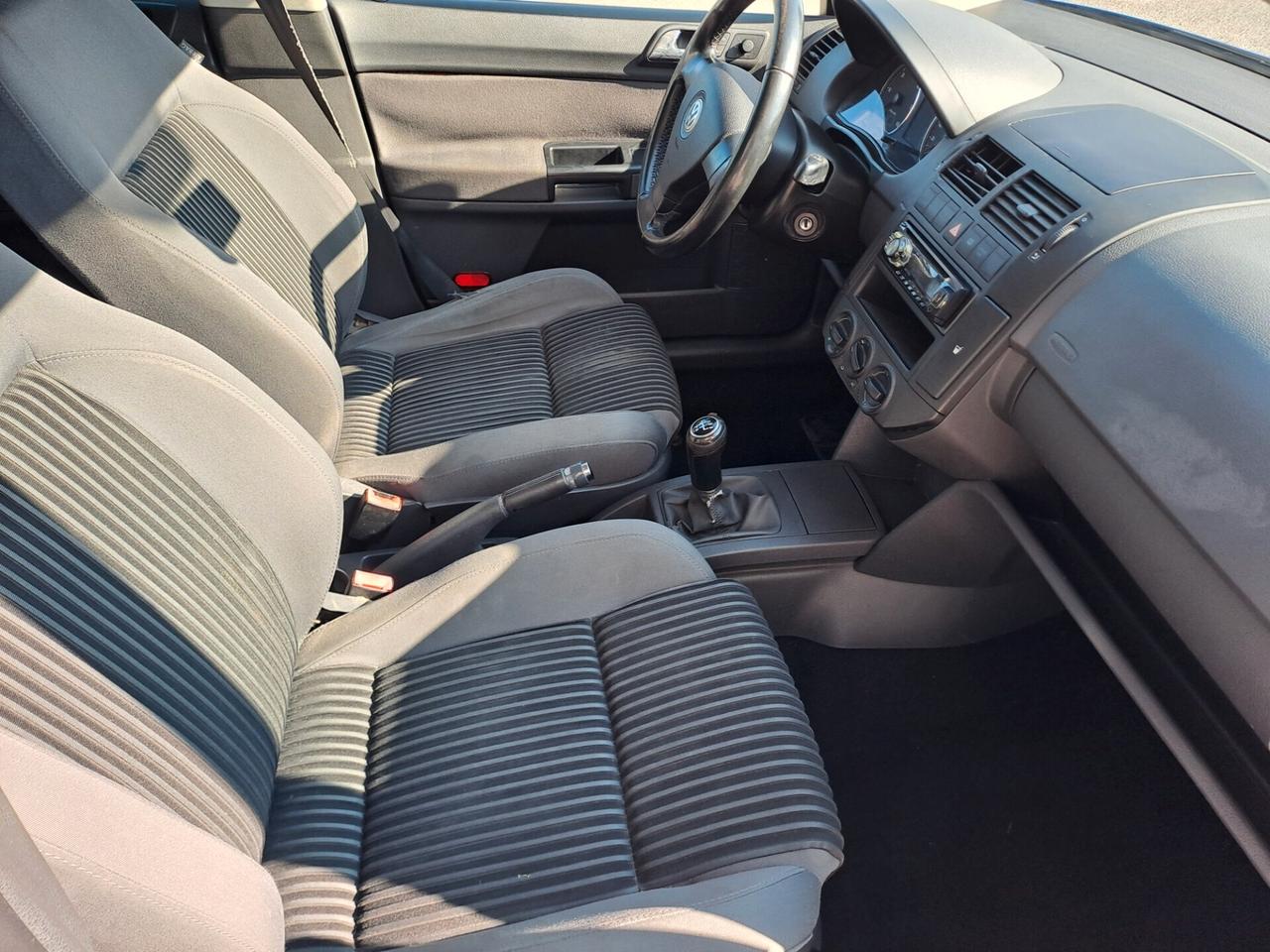Volkswagen Polo 1.9/101CV TDI 3p. Sportline