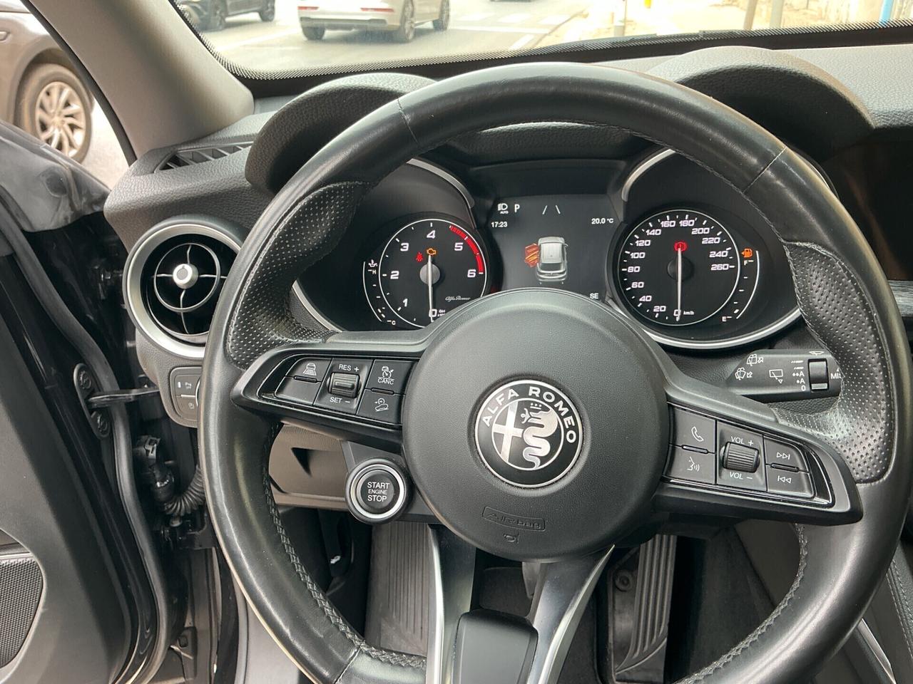 Alfa Romeo Stelvio 2.2 Turbodiesel 190 CV AT8 Q4 Executive