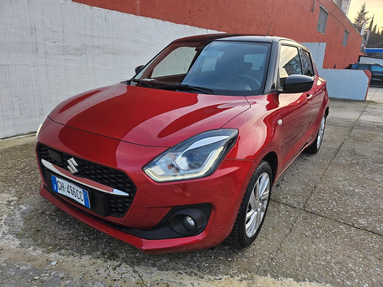 Suzuki Swift 1.2 Hybrid Top