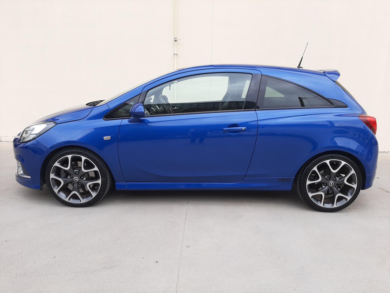 Opel Corsa Coupè 1.6 Turbo 207cv OPC