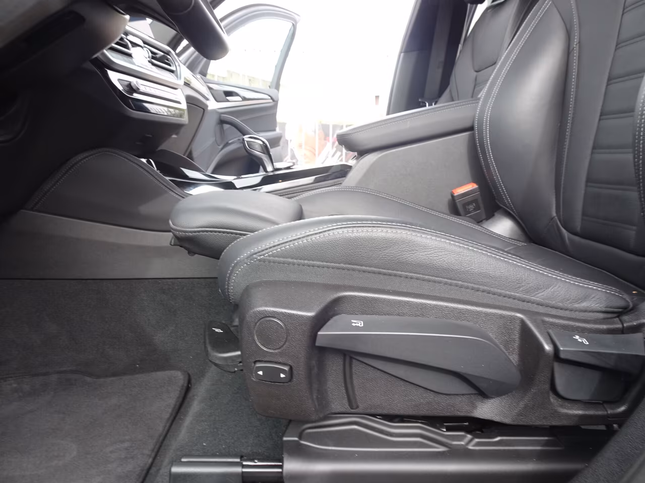 BMW X4 M Sport X Drive20d Hybrid