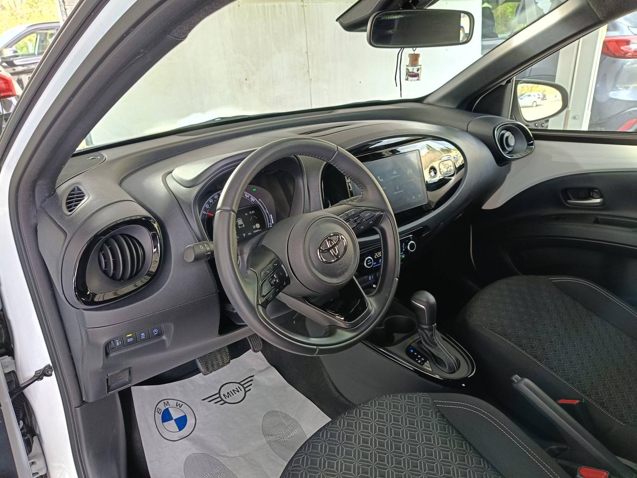 TOYOTA Aygo X - Aygo X 1.0 Trend 72cv s-cvt