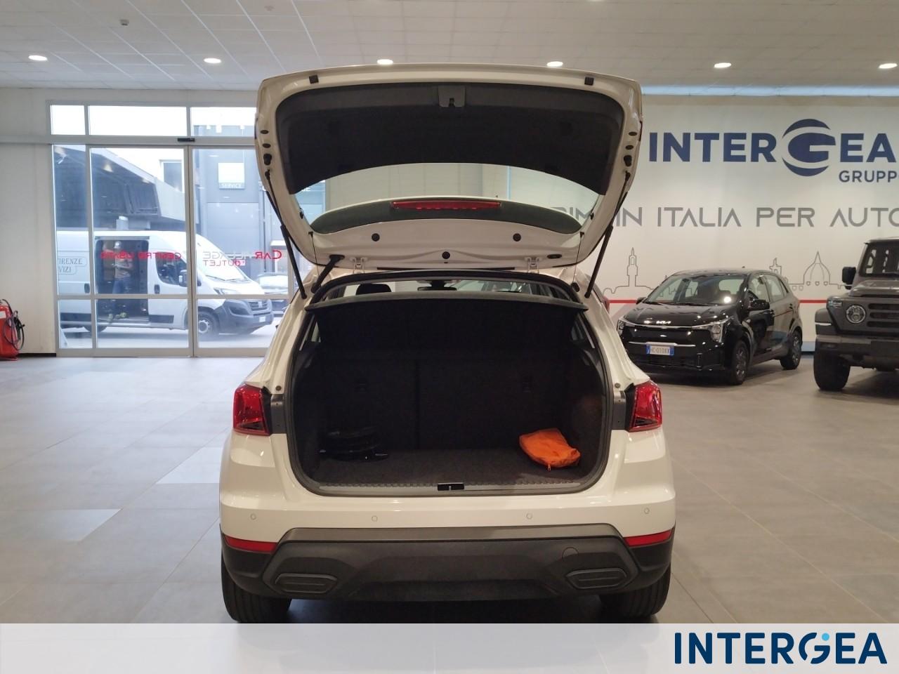 SEAT Arona 1.0 tgi Reference 90cv