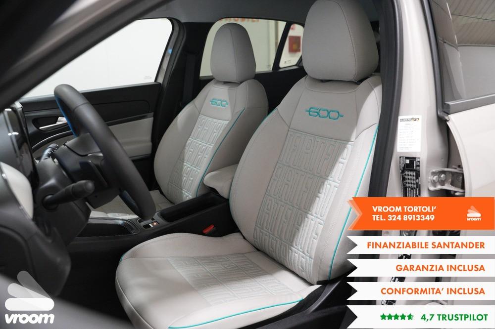 FIAT 600 (2023-->) 600 Hybrid 100 CV DCT MHEV L...