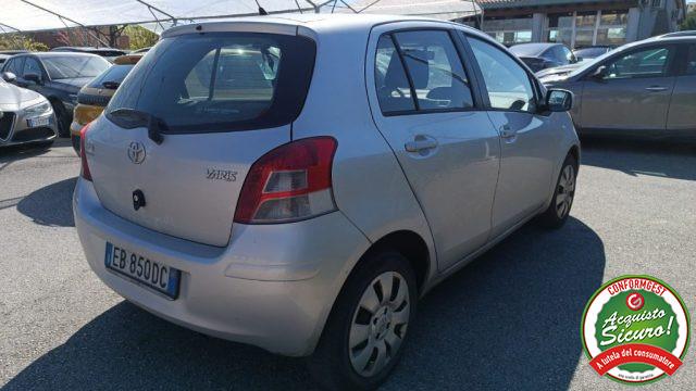 TOYOTA Yaris 1.3 5 porte Sol
