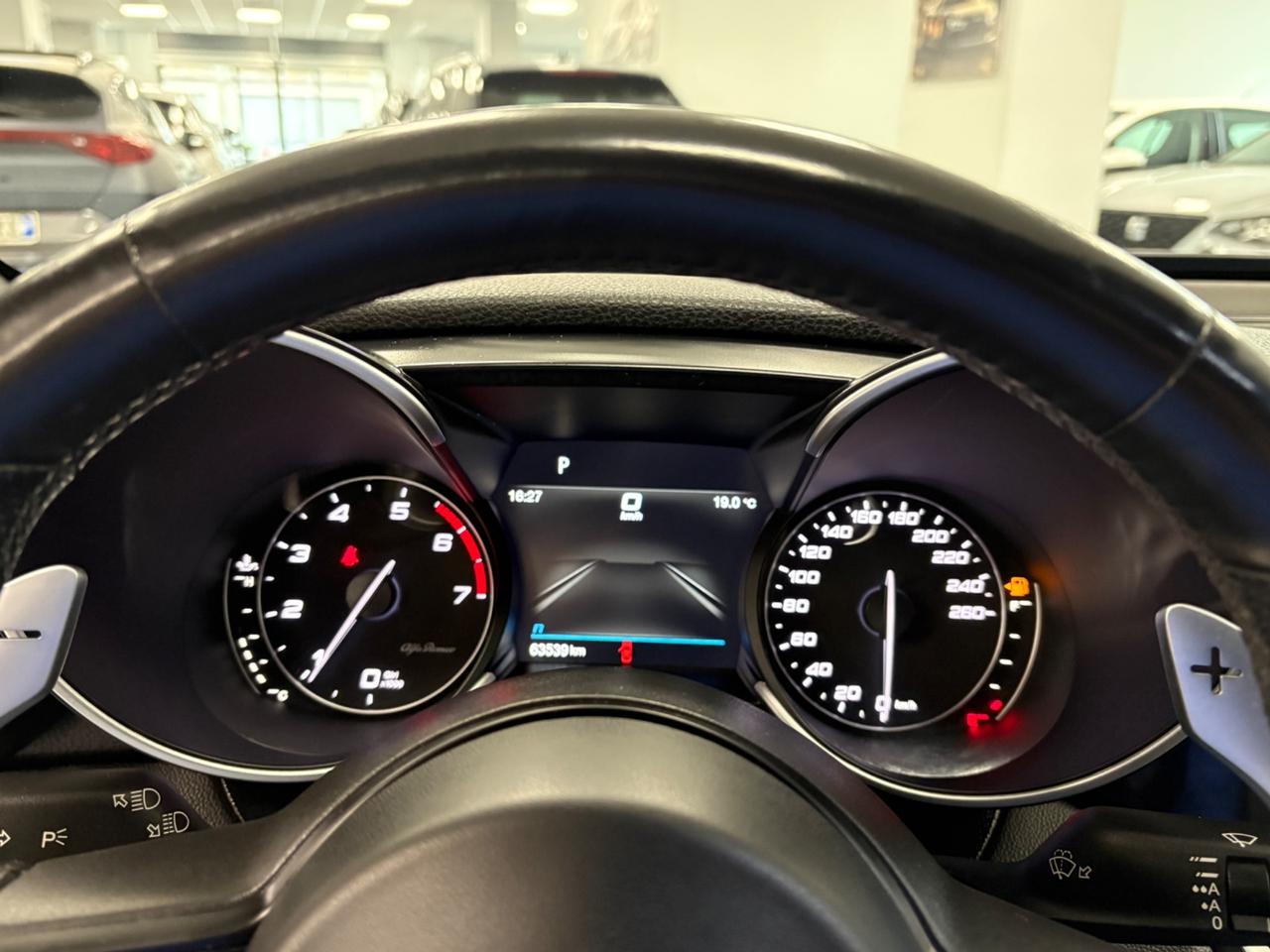 Alfa Romeo Giulia 2.0 280CV AWD Q4 VELOCE