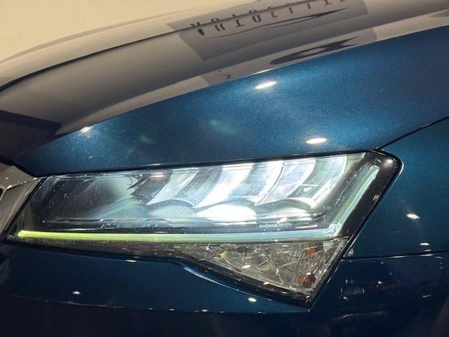 SKODA Superb 2.0 TDI EVO 150 CV SCR DSG Wagon Executive