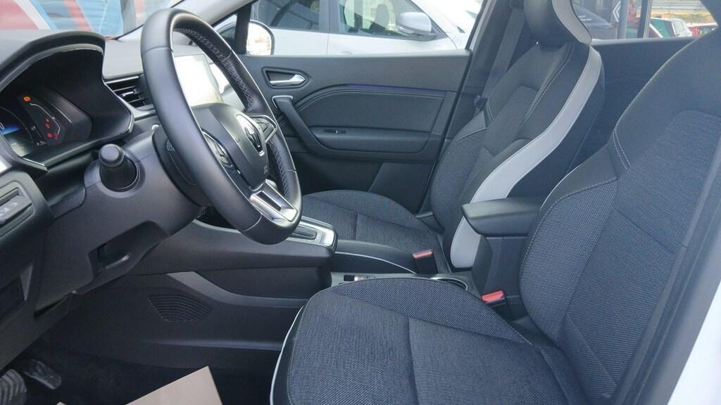 Renault Captur 1.6 Hybrid Techno E-Tech Auto