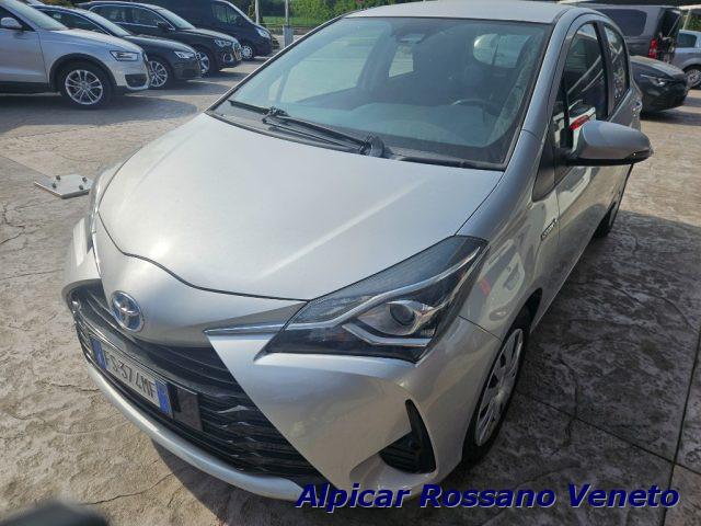 TOYOTA Yaris 1.5 Hybrid 5 porte Cool hat chback