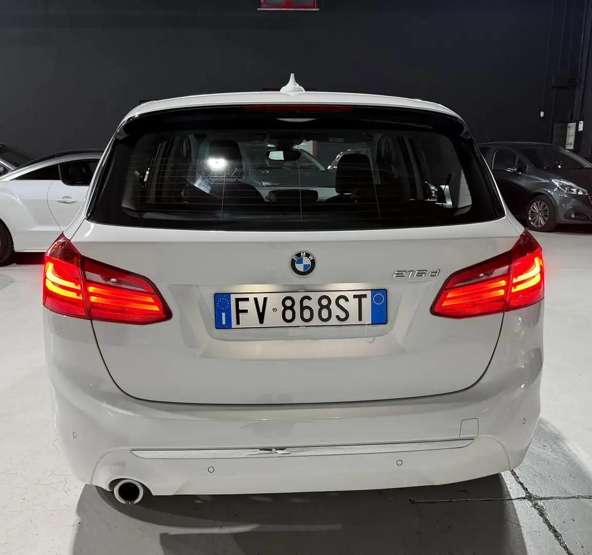 Bmw 216 Diesel Automatico Neopatentati
