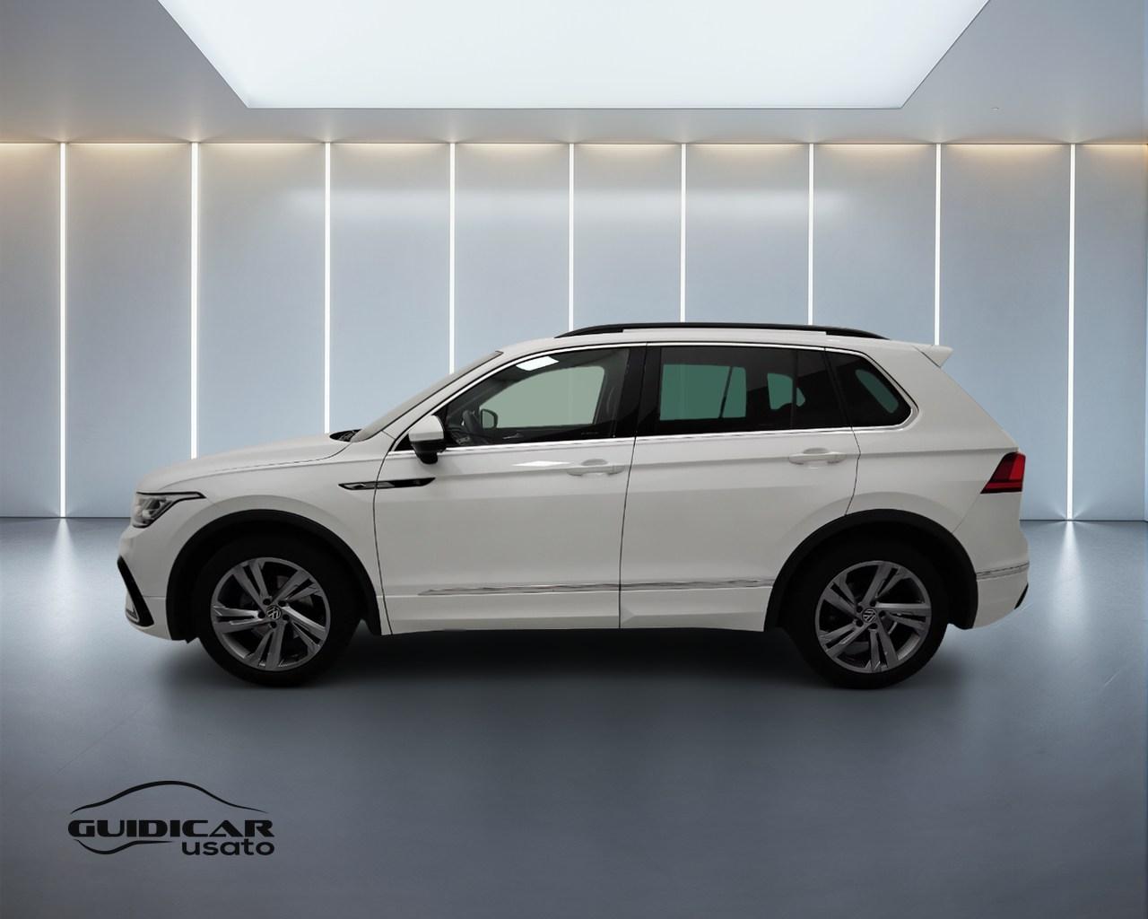 VOLKSWAGEN Tiguan II 2021 - Tiguan 1.5 tsi R-Line 150cv dsg