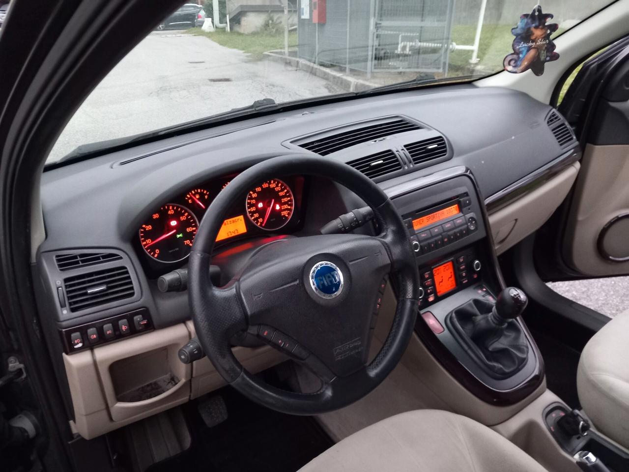 Fiat Croma 1.9 Multijet 16V Must