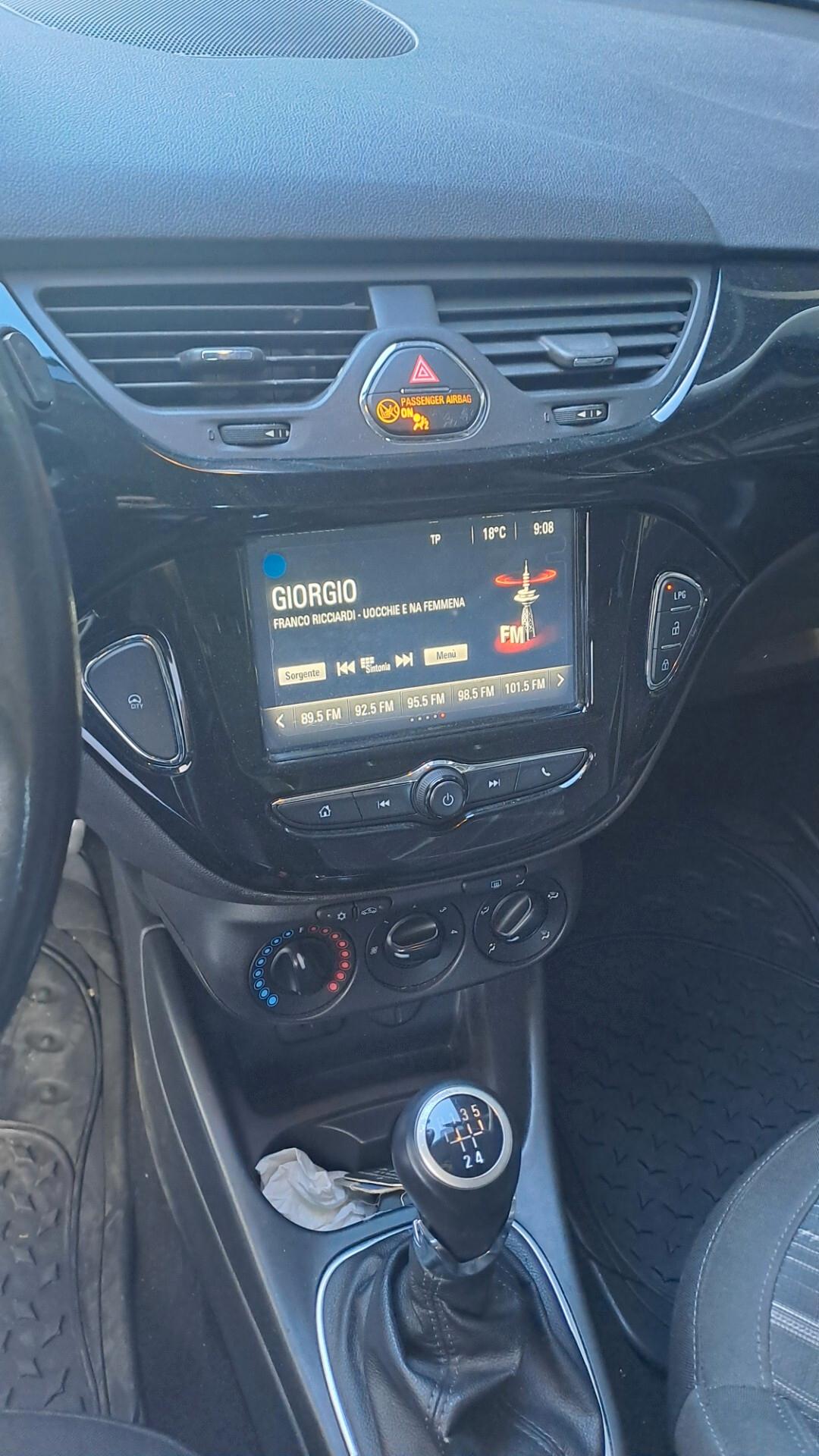 OPEL CORSA 1.4 GPL CASA MADRE!!