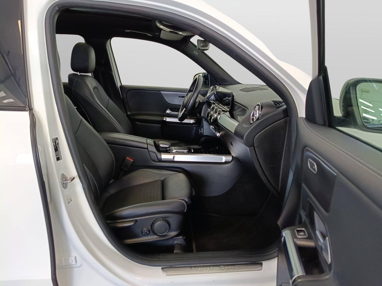 Mercedes-Benz GLB - X247 2019 - GLB 200 d Sport Plus 4matic auto