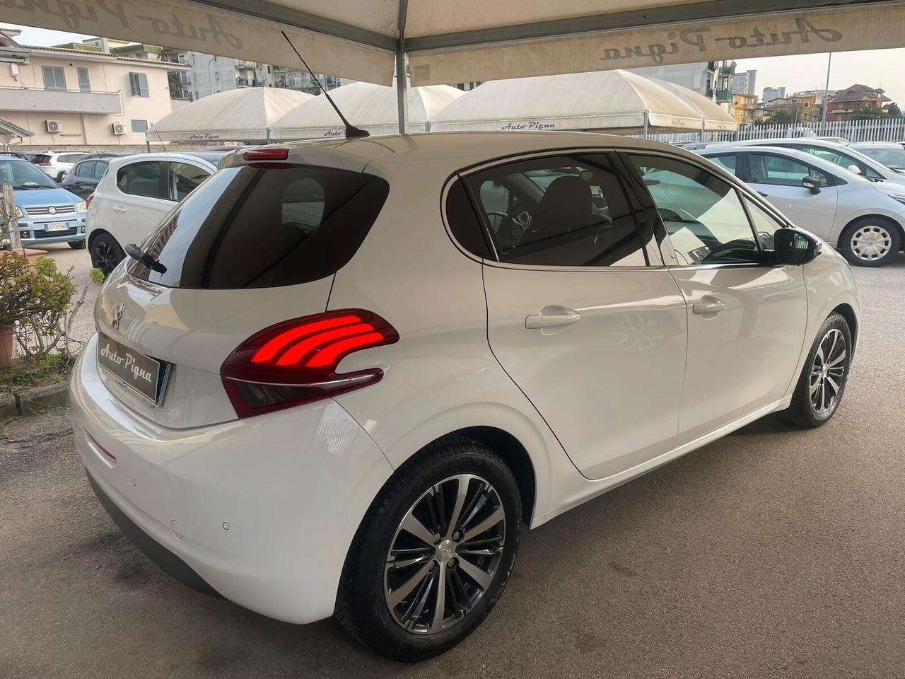 Peugeot 208 1.2 PureTech 82 5 porte Allure