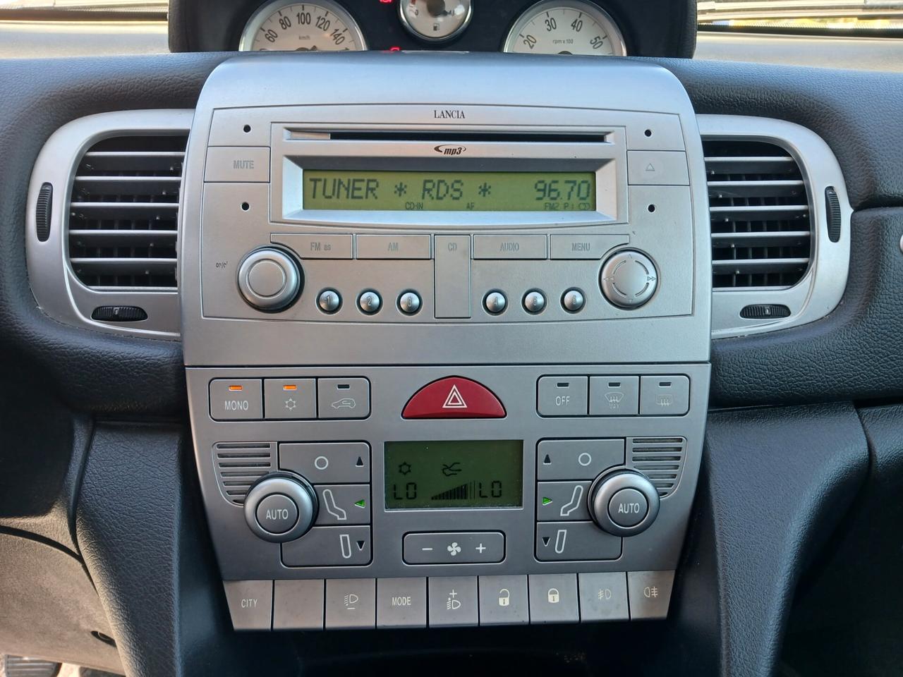 LANCIA YPSILON 1.2 BENZINA
