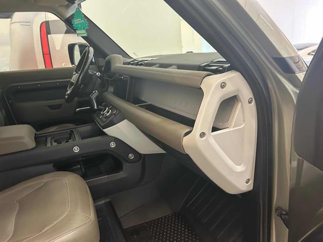 LAND ROVER Defender 110 3.0D I6 200 CV AWD Auto S
