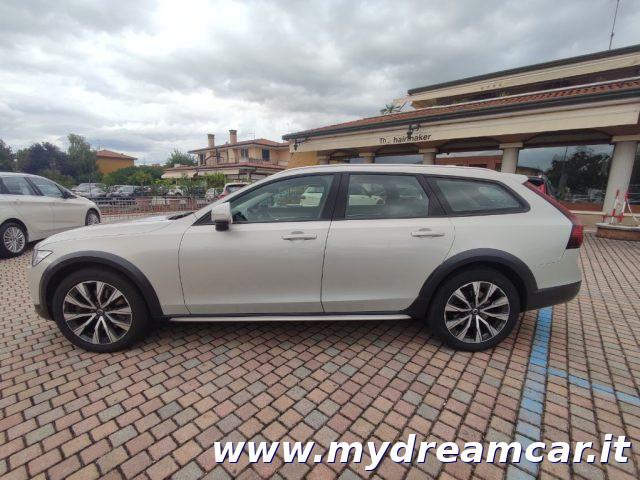 VOLVO V90 Cross Country B4 (d) AWD Geartronic Business Pro