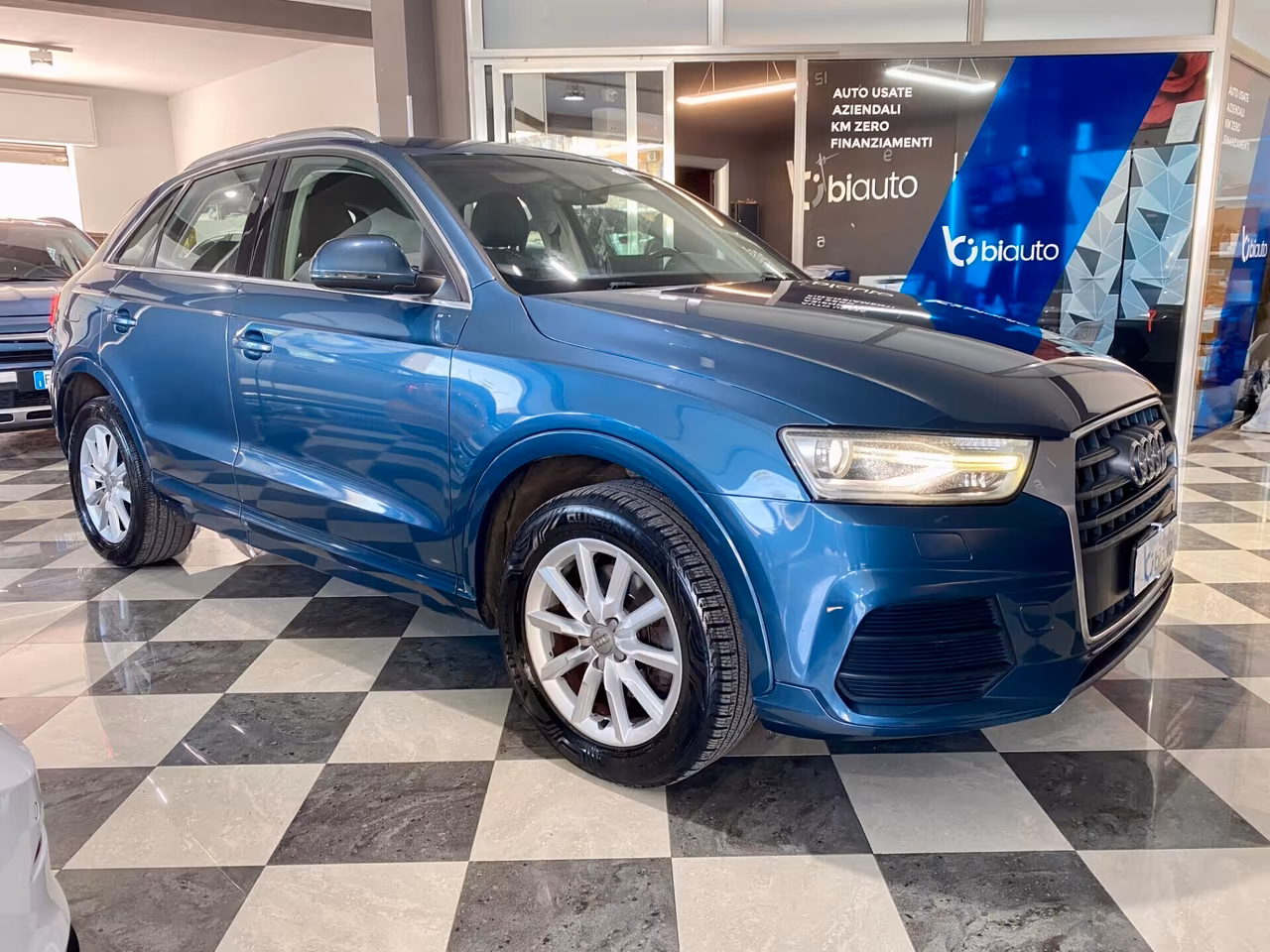 Audi Q3 2.0 TDI 120 CV Design-2016