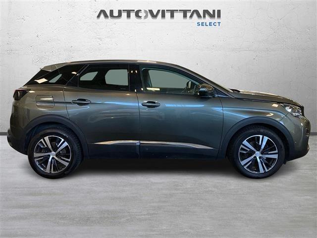 PEUGEOT 3008 1.2 PureTech Turbo Allure S&S my18