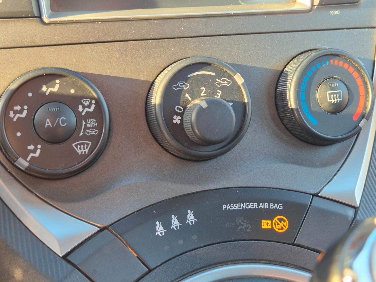 Toyota Verso-S 1.3 MT