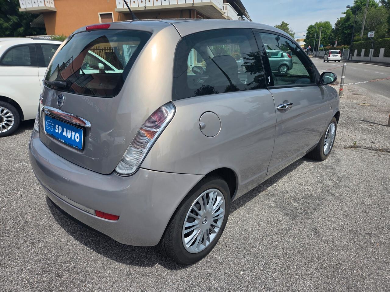 Lancia Ypsilon NEOPATENTATI - 2008