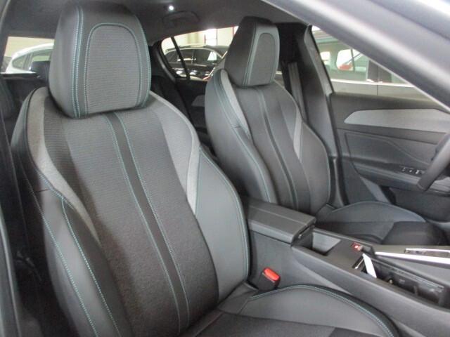 Peugeot 308 BlueHDi 130 S&S EAT8 Allure