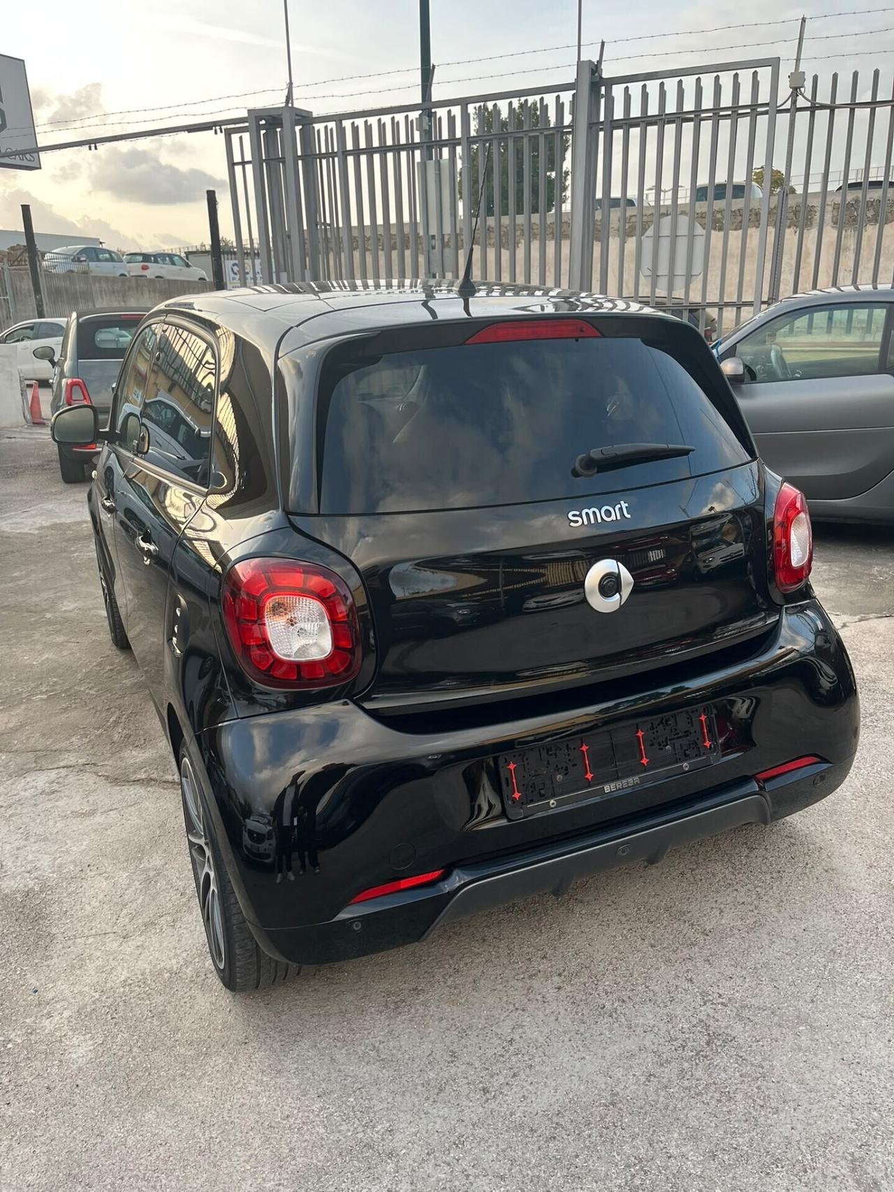 Smart ForFour 90CV 0.9 Turbo Brabus Style