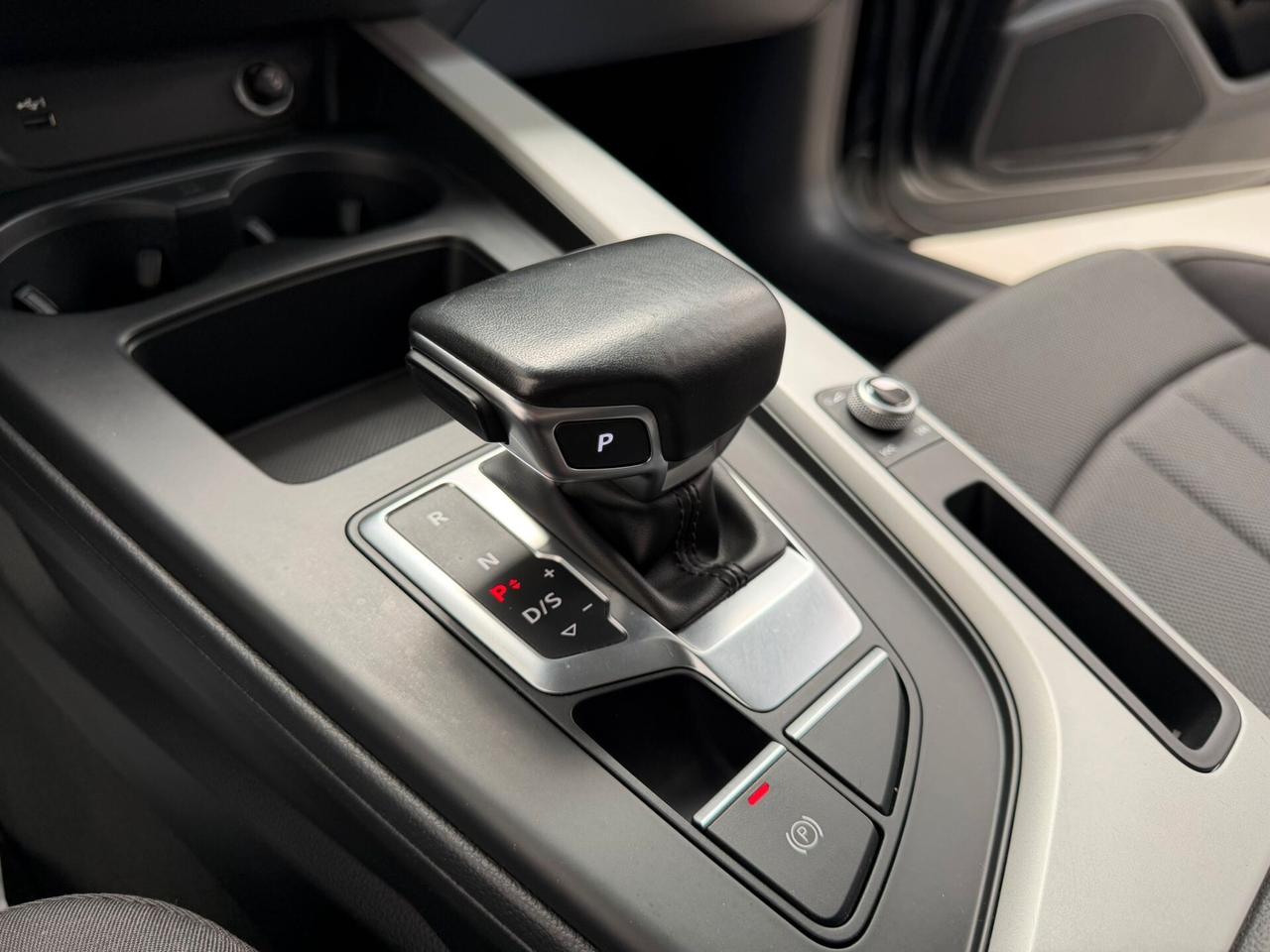 Audi A4 Avant 35 2.0 TDI/163 CV S tronic Business