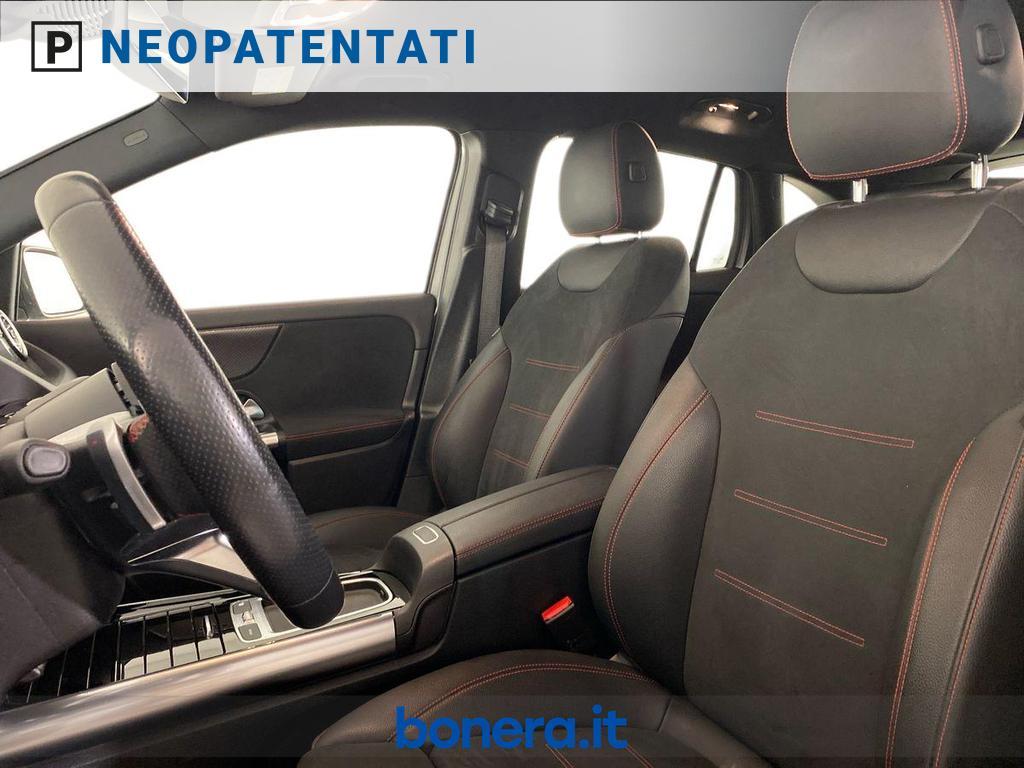 Mercedes GLA 180 180 D AMG Line Premium Plus 8G-DCT