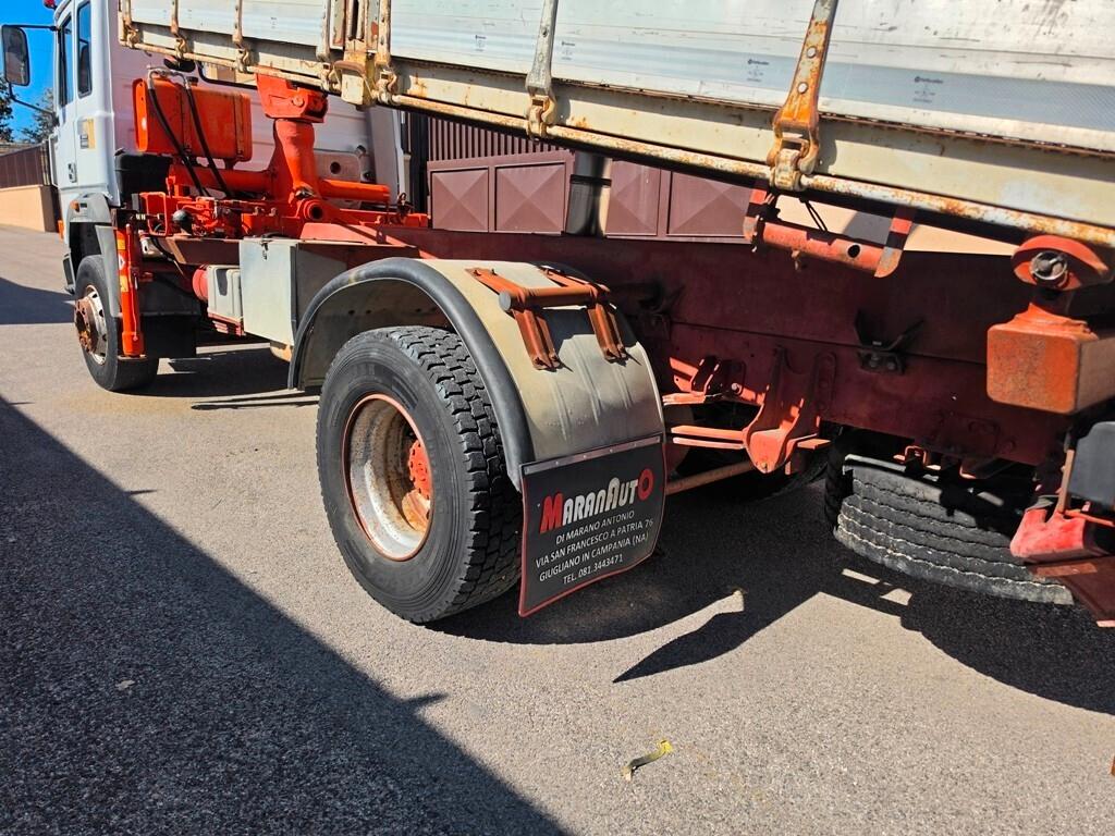 IVECO 145-17 GRU E RIBALTABILE
