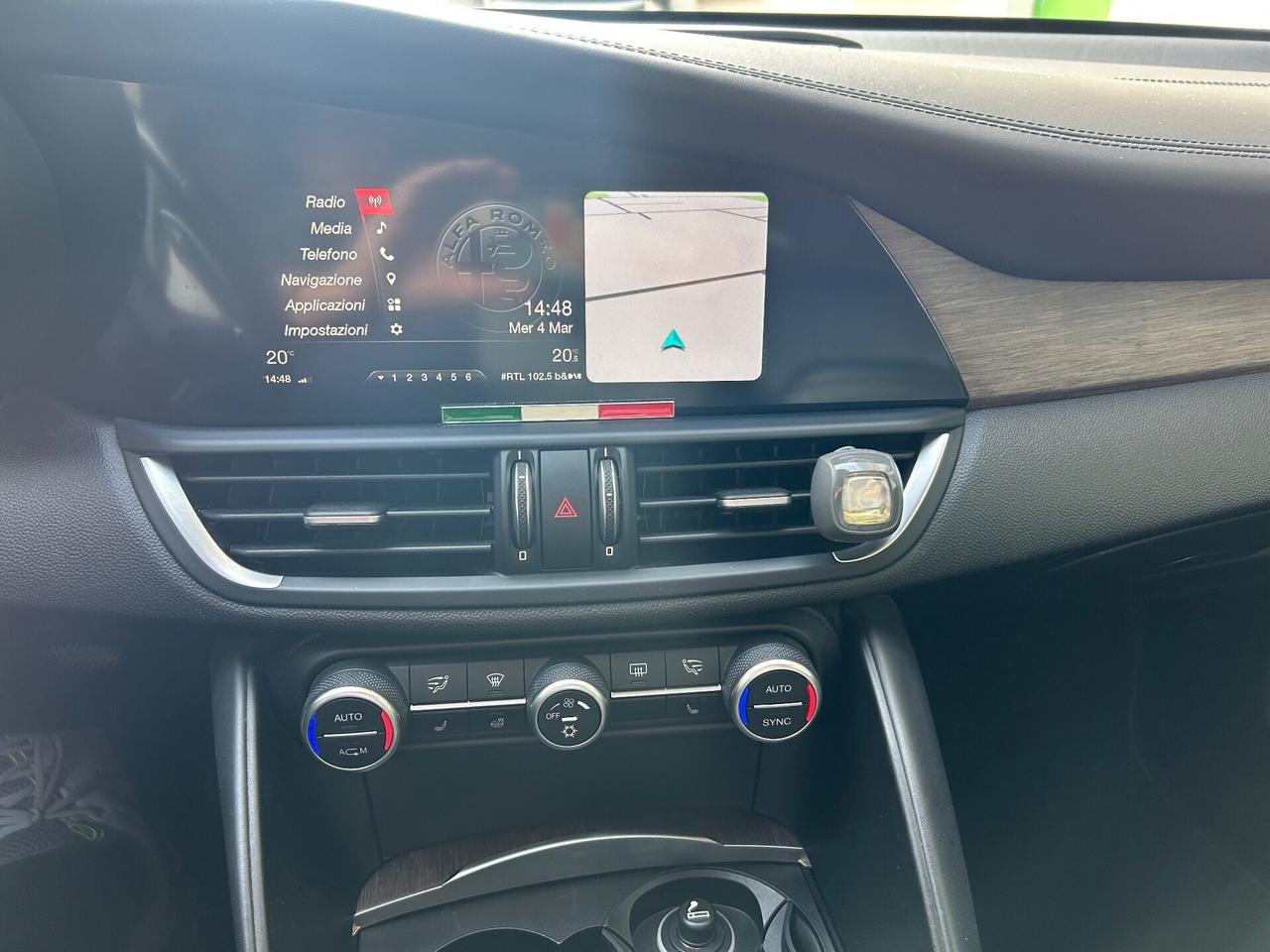 Alfa Romeo Giulia 2.2 Turbodiesel 180 CV AT8 Business Sport Launch Ed.