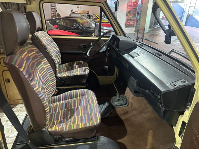 VOLKSWAGEN T3 WESTFALIA 2.0 Joker -4 posti letto -Restaurato