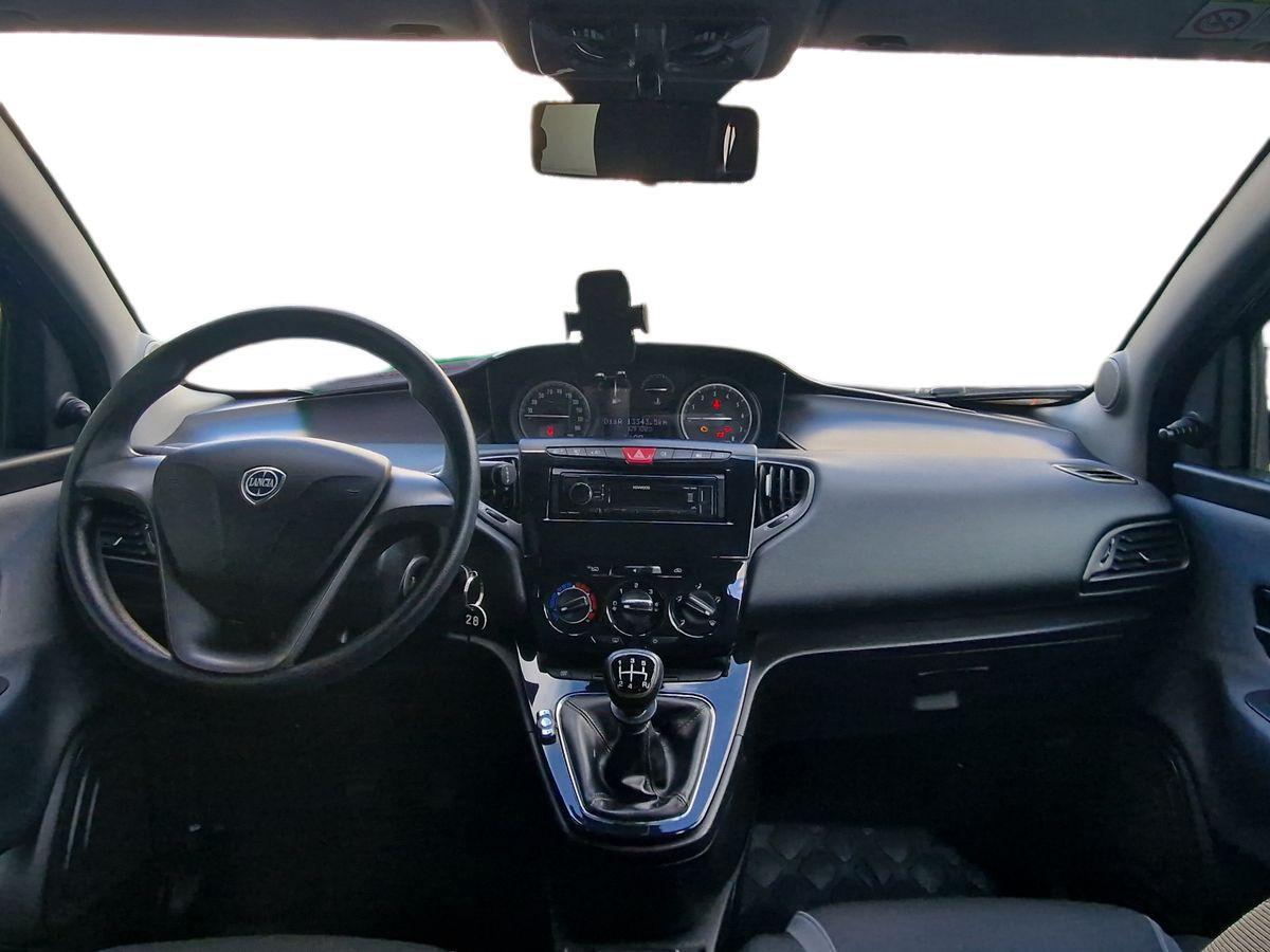 LANCIA YPSILON 1.2 SILVER